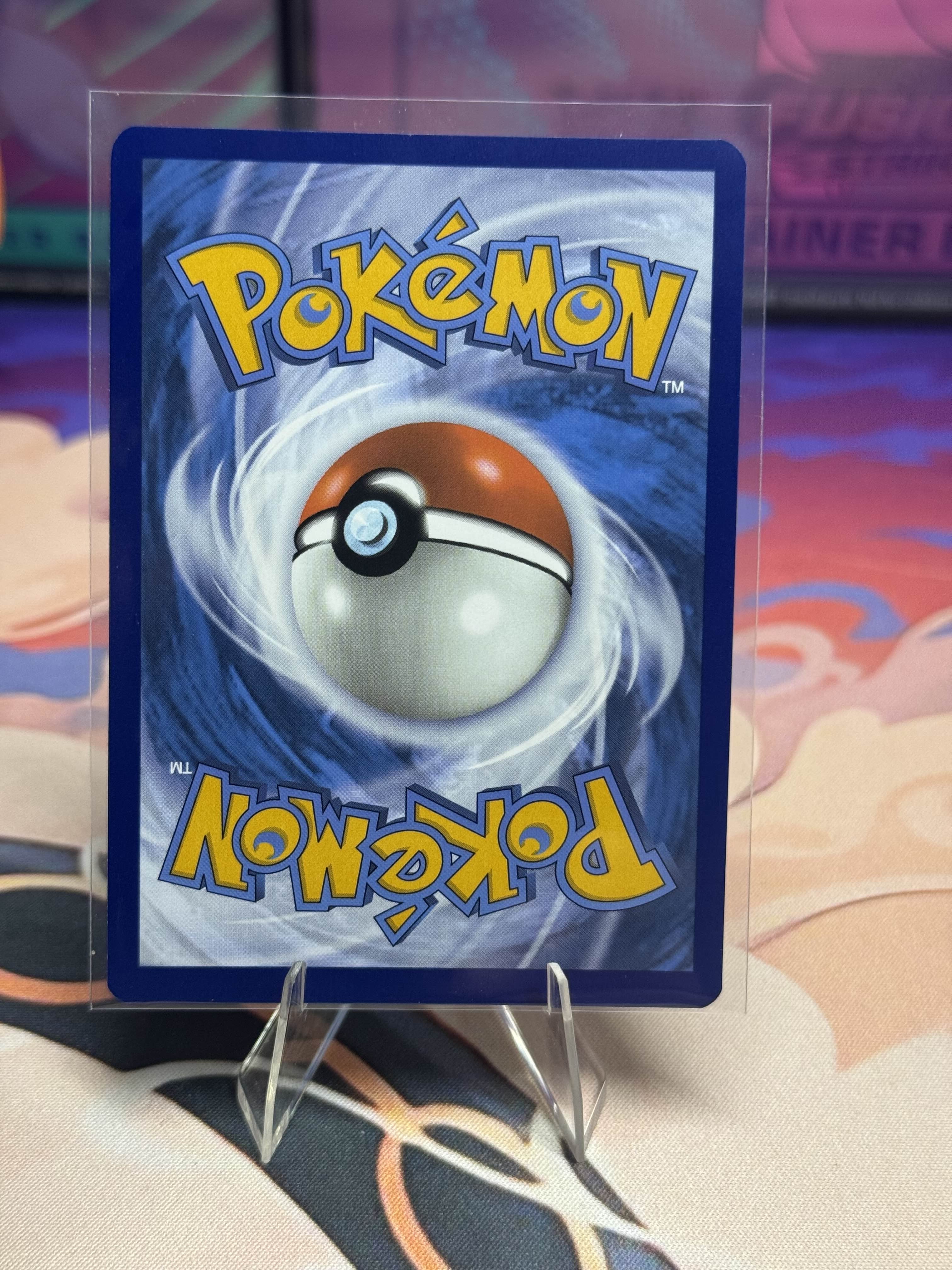 Dusknoir - 070/064 - Shrouded Fable image 1